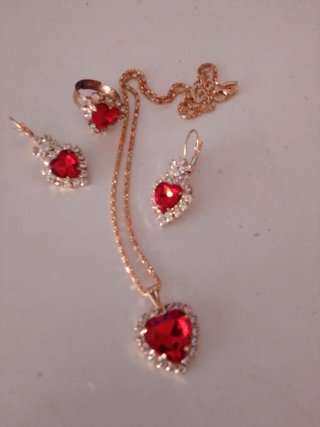 Conjunto Joyas Corazón Rojo y Circonitas