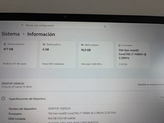 HP VICTUS i7 11800H / 16GB / RTX 3060 / 512SSD