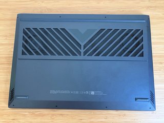 HP VICTUS i7 11800H / 16GB / RTX 3060 / 512SSD