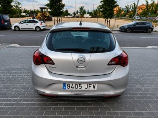 Opel Astra 2016