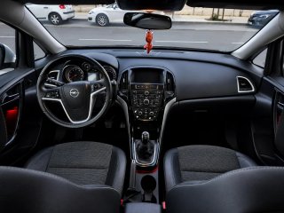 Opel Astra 2016