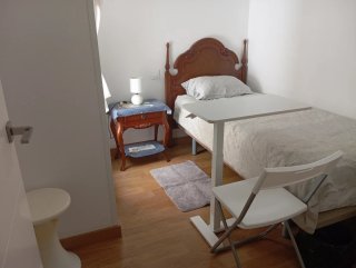 Cabezal y mesilla caoba para cama 90cm