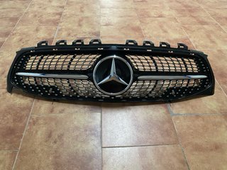 Parrilla Delantera Mercedes CLA Original