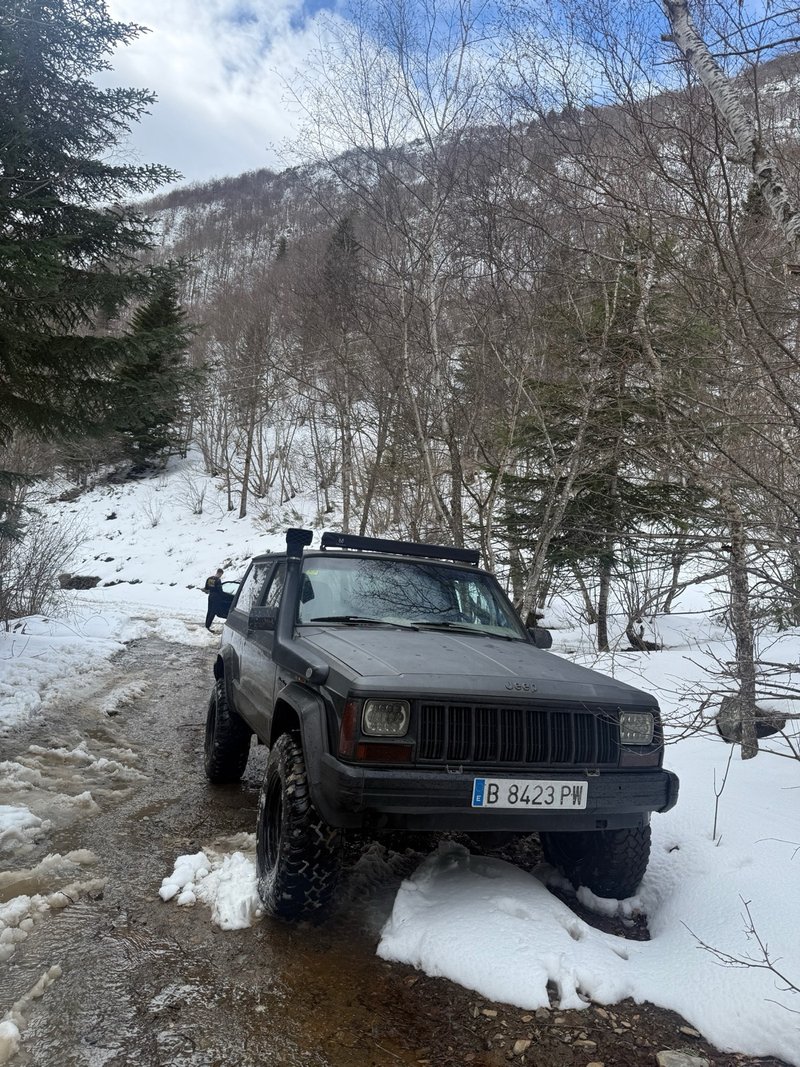 Jeep Cherokee xj - foto 1