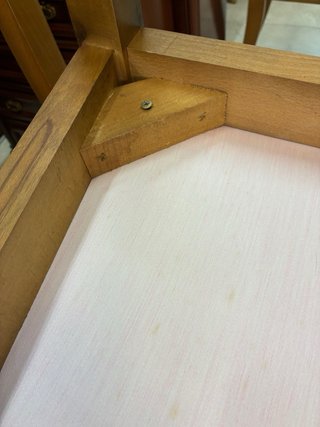 4 Sillas de Madera Noble