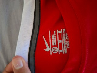 Camiseta Nike Dri-Fit Roja
