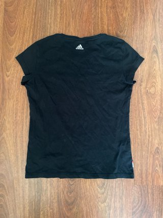 Camiseta Adidas Negra Vintage