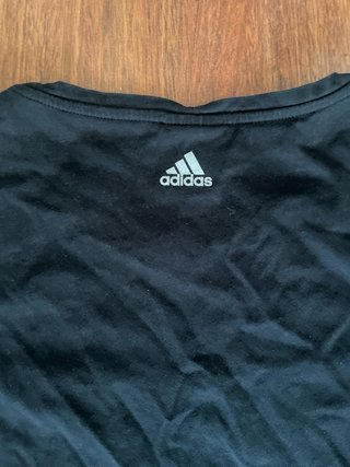 Camiseta Adidas Negra Vintage