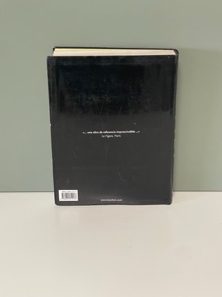 Libro obra de Dalí. Taschen.