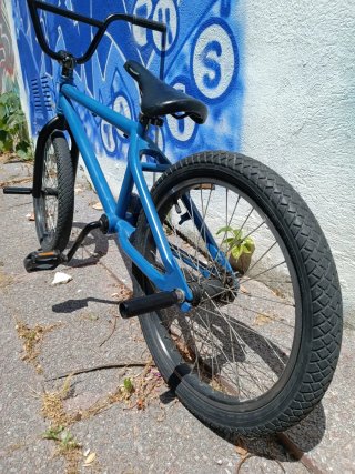 BMX Azul Restaurada 20"