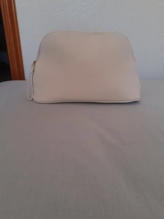 Neceser de mano blanco