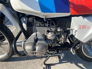 BMW R80GS Clásica Blanca y Roja