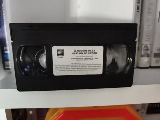 El Hombre de la Máscara de Hierro VHS
