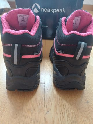 Botas montaña Neak Peak Talla 39 Poco Uso