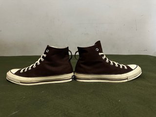 Converse Marrones Talla 42.5