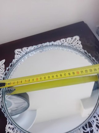 Centrotavola rotondo decorato