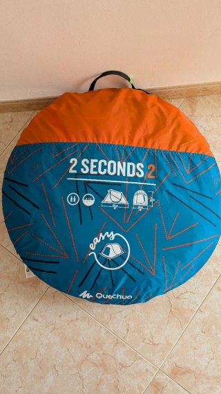 Tienda de campaña, almohada, saco dormir y colchón