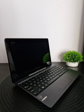 Asus Transformer Book T100T 64GB con caja