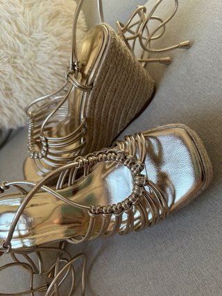Sandalias Cuña Doradas Esparto Cordones Talla 39