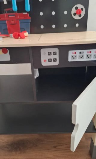 Banco de herramientas para niños