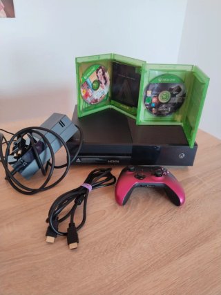 Pack Xbox One con mando rosa