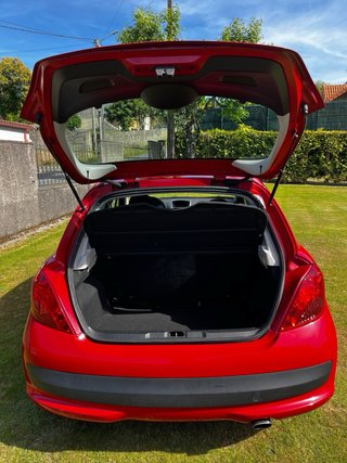 Peugeot 207 1.6HDI 90CV año 2008