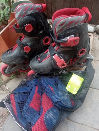 Patines en línea Talla 30-32 + Protecciones