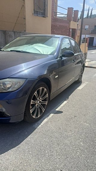 BMW E90 Serie 3 2008