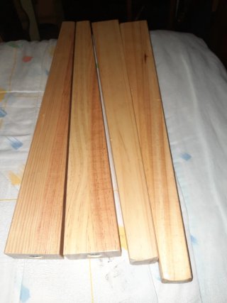 Patas de madera para mesa auxiliar
