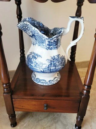 Mueble tocador La Cartuja de Sevilla (Pickman)