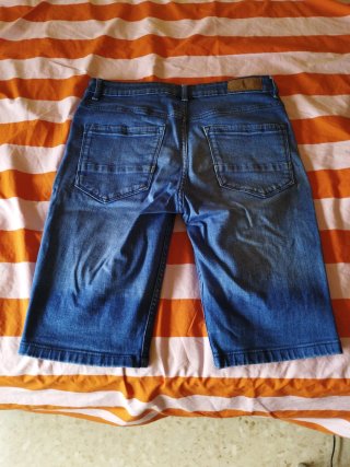Pantalón vaquero corto azul Talla S