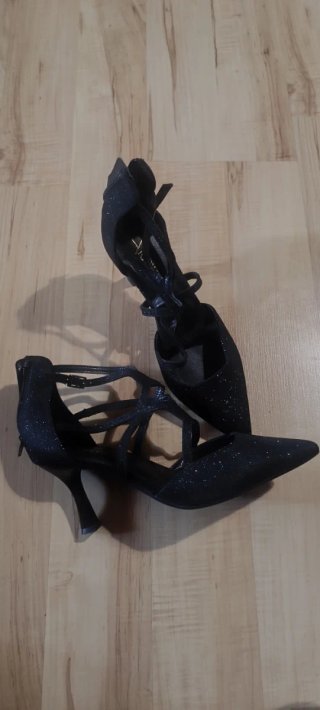 Zapatos Alessya Negros Elegantes