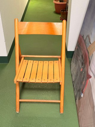 Silla plegable de madera