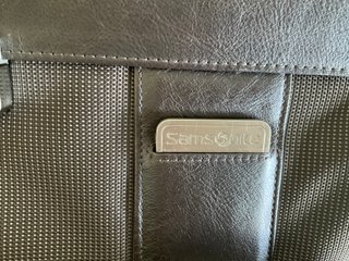 Maletín Samsonite cuero con llave