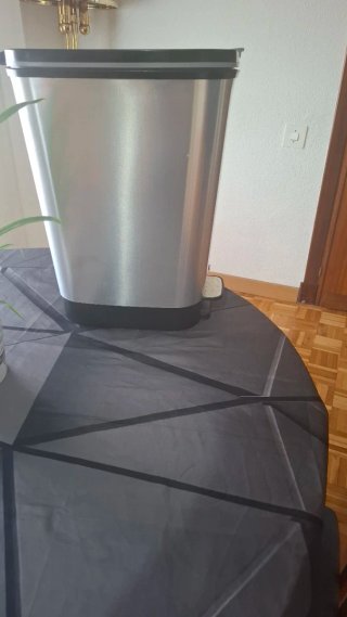 Cubo basura KETER pedal acero