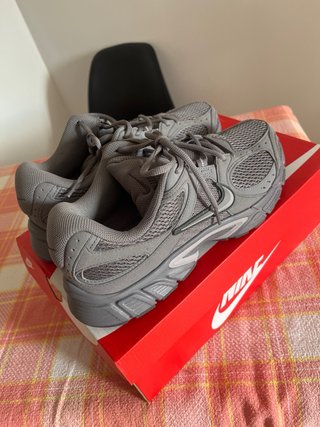 Zapatillas Nike V5 Grises