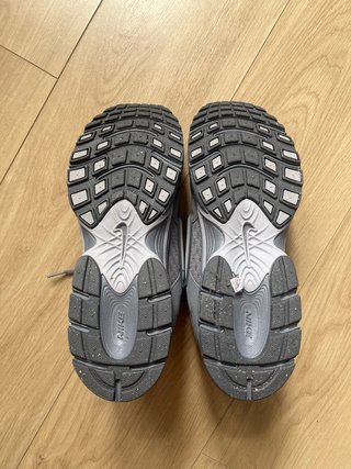 Zapatillas Nike V5 Grises