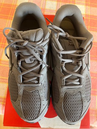 Zapatillas Nike V5 Grises