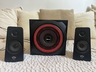 Altavoces Trust Negros CXT