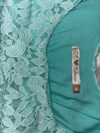 Vestido verde turquesa con cinturón trenzado