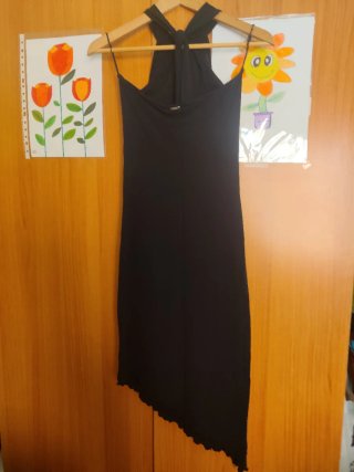 Vestido negro de verano