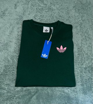 Camiseta Adidas Verde y Rosa Talla M
