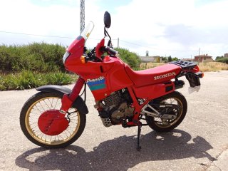 Honda NX Dominator 650 Roja