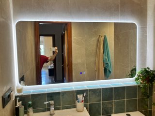Espejo 140x70 con luz LED