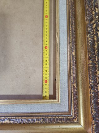 Marco de madera antiguo dorado