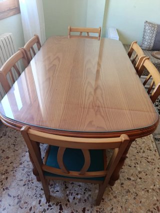 Mesa de comedor madera con cristal