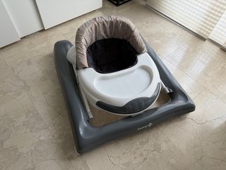 Andador bebe Safety 1st plegable