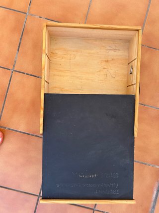 Caja de madera con tapa para restaurar