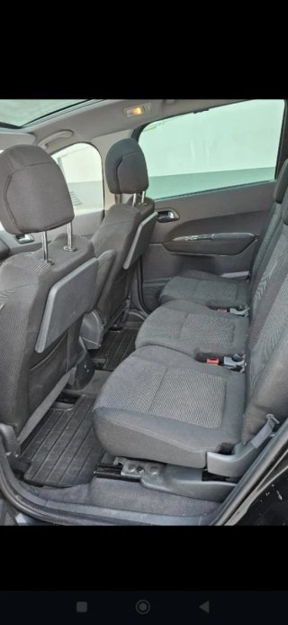 Peugeot 5008 2010