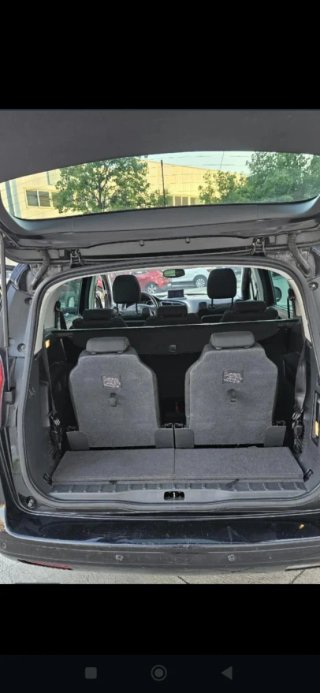 Peugeot 5008 2010
